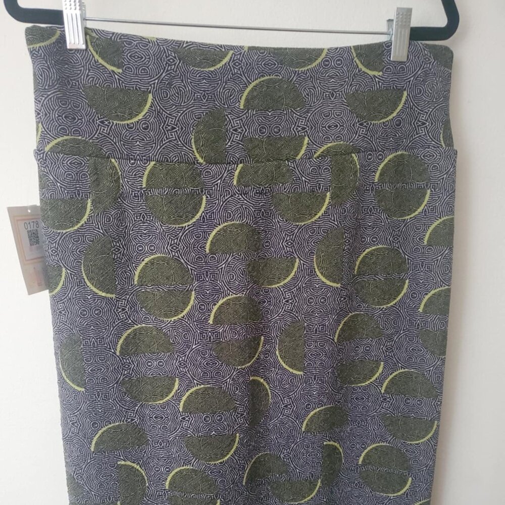 Pencil Skirt aka LLR Cassie (NWT) - Picture 3 of 8